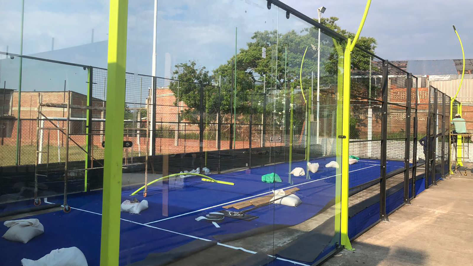 cancha de padel singles | Mito Sports